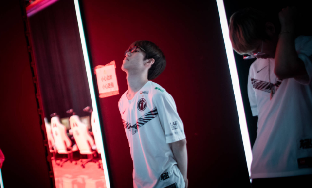 系列阵容和 系列阵容和